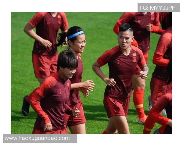 上海足球队在邀请赛中的灵活战术与团队配合表现分析