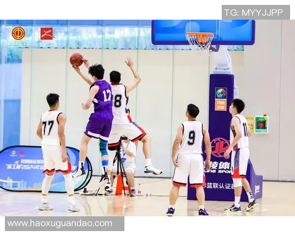 深圳篮球队意识探讨:提升团队协作与比赛策略的关键分析 深圳篮球队意识探讨:提升团队协作与比赛策略的关键分析