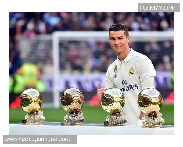 足球明星全景解析与精彩瞬间展示带你深入了解他们的职业生涯与成就 足球明星全景解析与精彩瞬间展示带你深入了解他们的职业生涯与成就