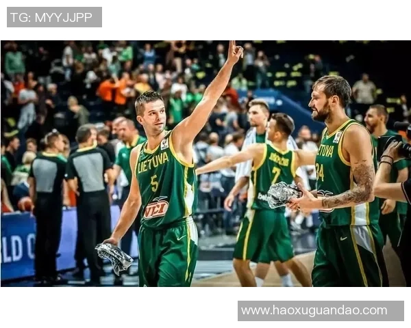 成都篮球队在世锦赛积分榜上以84分稳居第一名展现强劲实力